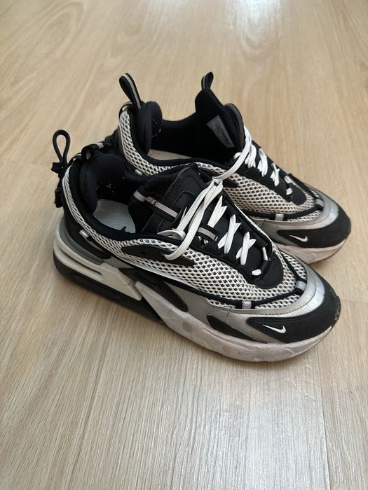 Продам кроссовки lacoste nike