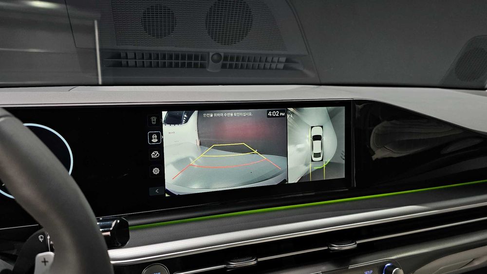 Hyundai Grandeur Hybrid