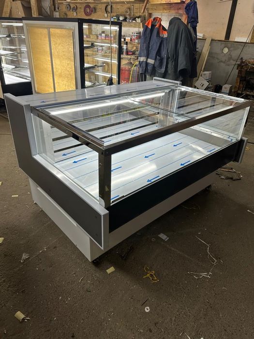 Витринные холодильники