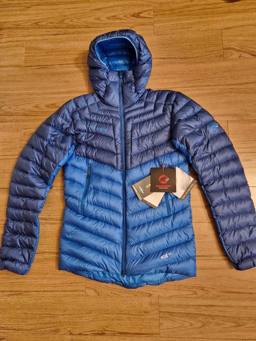 Geaca iarna puf Mammut 800 cuin, masura S, ortovox, arcteryx,