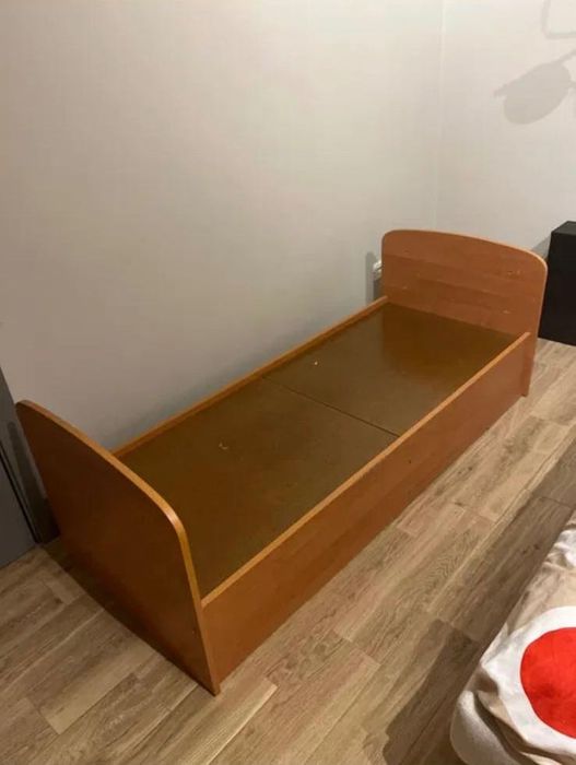 Pat copil cu spatiu de depozitare asternuturi