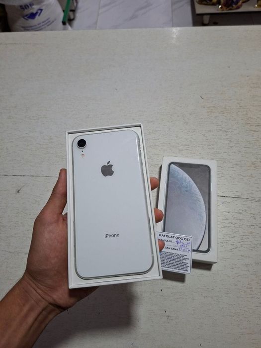 Iphone xr с гарантией
