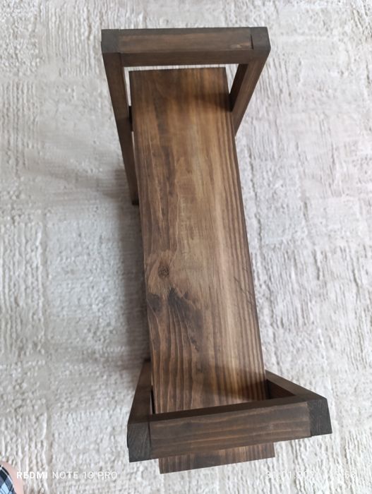 Деревянная полка в стиле лофт