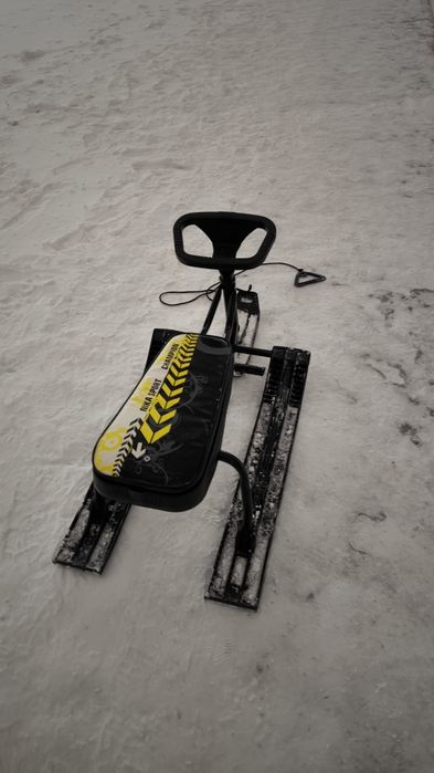 Детские санки продам .