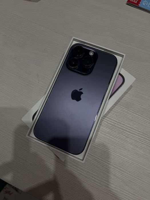 Продам Iphone 14 pro