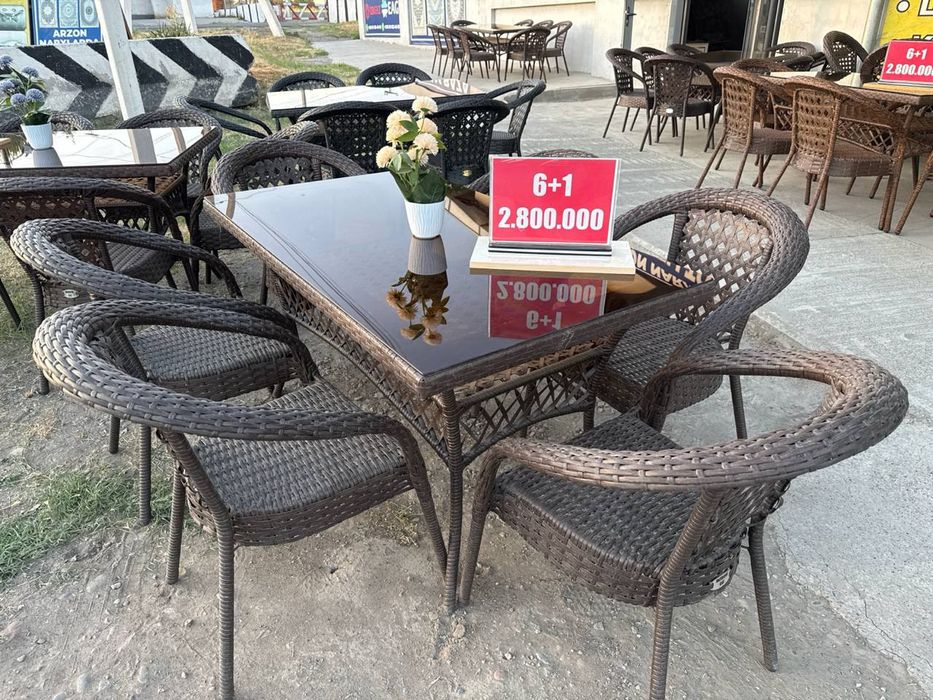 Arzon sifatli ratan mebil