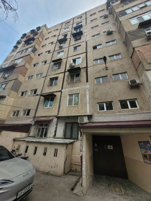 Продам 2 ком Юнусабад 4 квартал Шохсарой