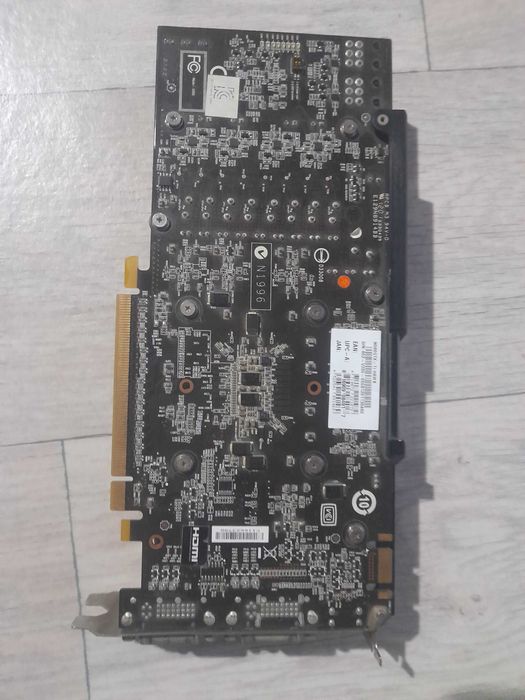 Видеокарта GTX 560Ti 1g сатылады