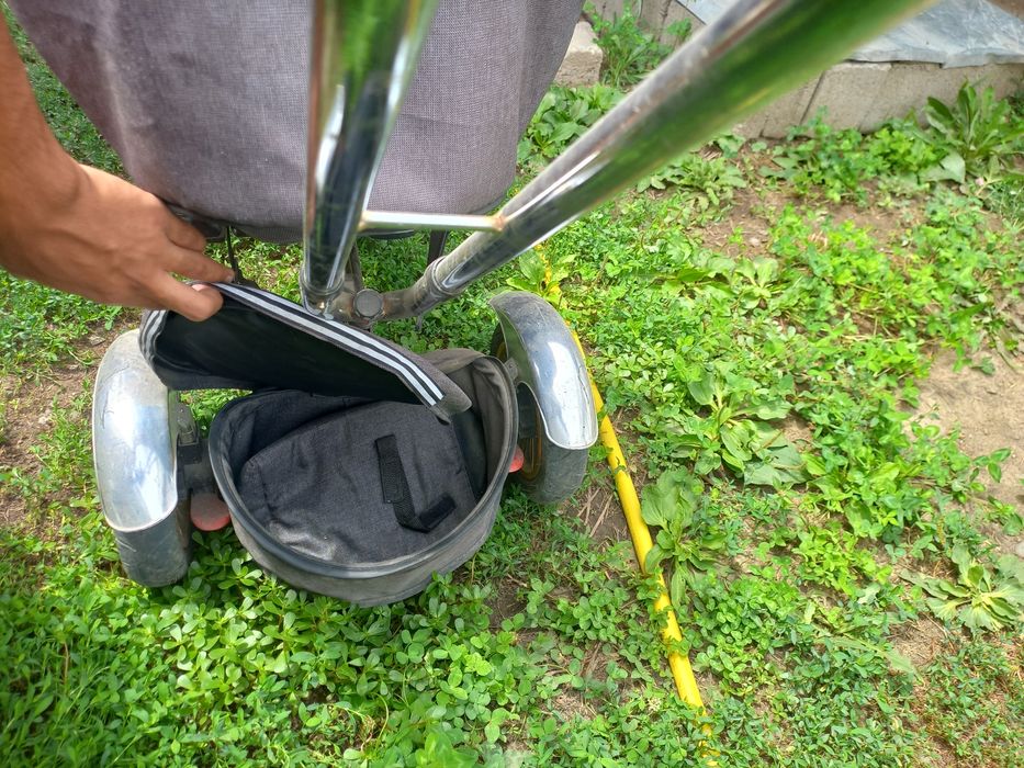 Продаеться детская коляска