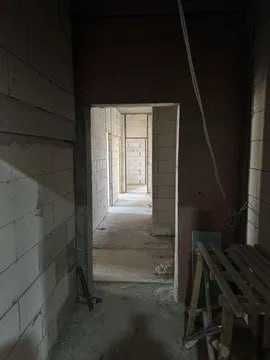 Qorasuv Plaza 3 комнатная 93,5м2 коробка, кадастр есть. Карасу 1 Dunyo