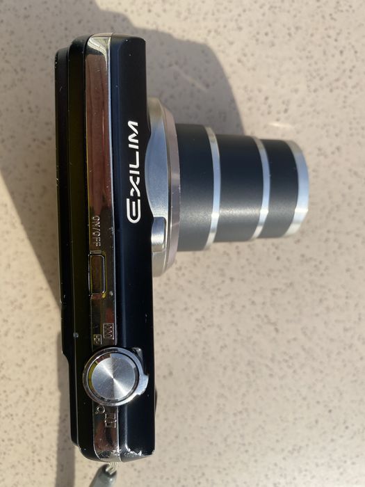 Aparat foto compact Casio Exilim EX Z 100