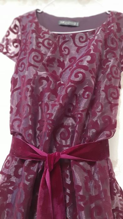 Платье вечернее, бордовое.