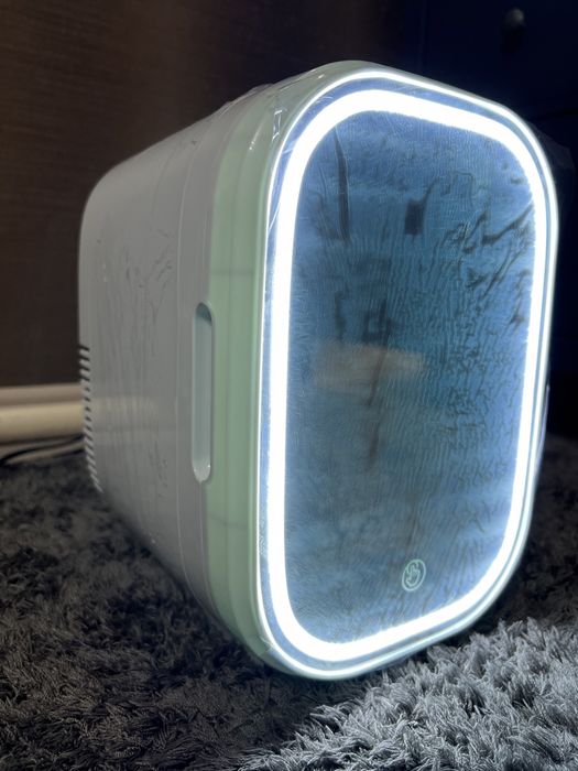 Бьюти холодильник