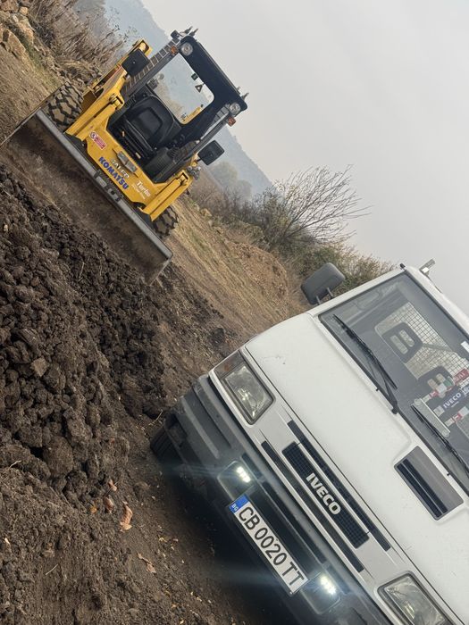 Услуги с Мини Багер,Бобкат,Тристранен самосвал,Пътна помощ.