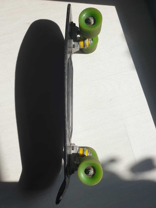 Pennyboard cu ghiozdan + echipament