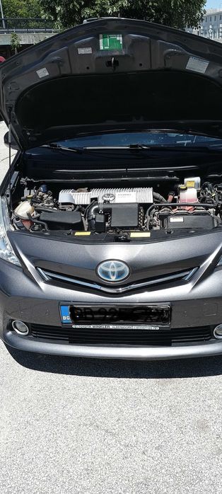 ПРОДАВАМ ПОДДЪРЖАНА ТОЙОТА ПРИУС + ГАЗ / БЕНЗИН