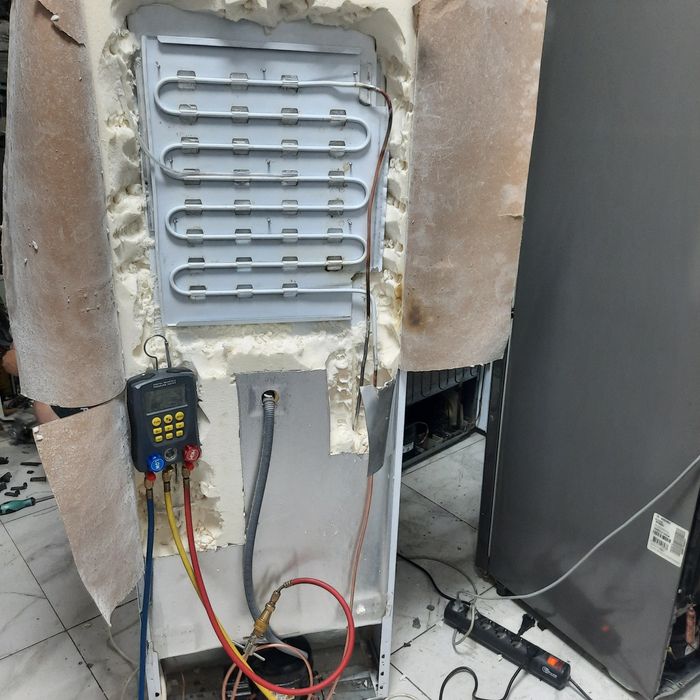 Заправка фреоном и ремонт холодильников