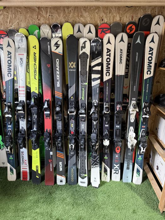 Schiuri / skiuri si clapari pentru adulti 150-175 cm