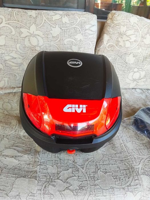 Top-case moto Givi E300N2 Monolock (30L)