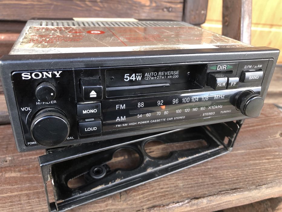 Sony XR 230 auto model ff rar