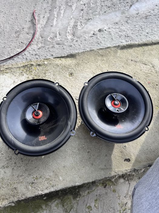 Se vinde: Boxe JBL Harman