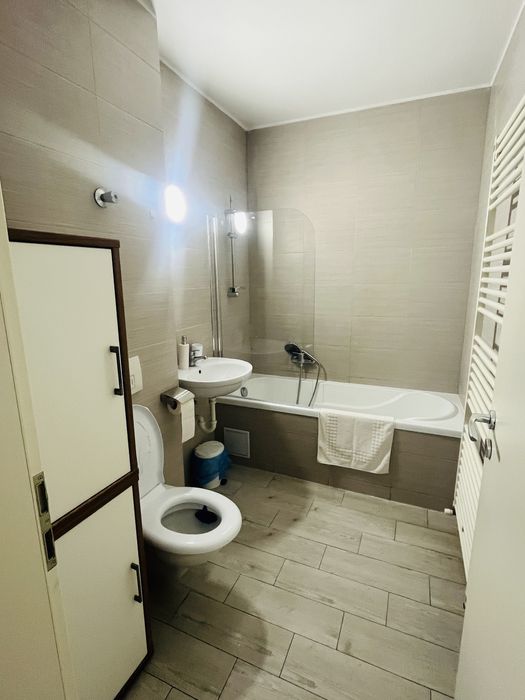 Garsoniera pers avantgarden LIBER REVELION SI CRACIUN