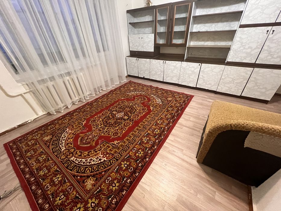 Ковер в хорошем состоянии