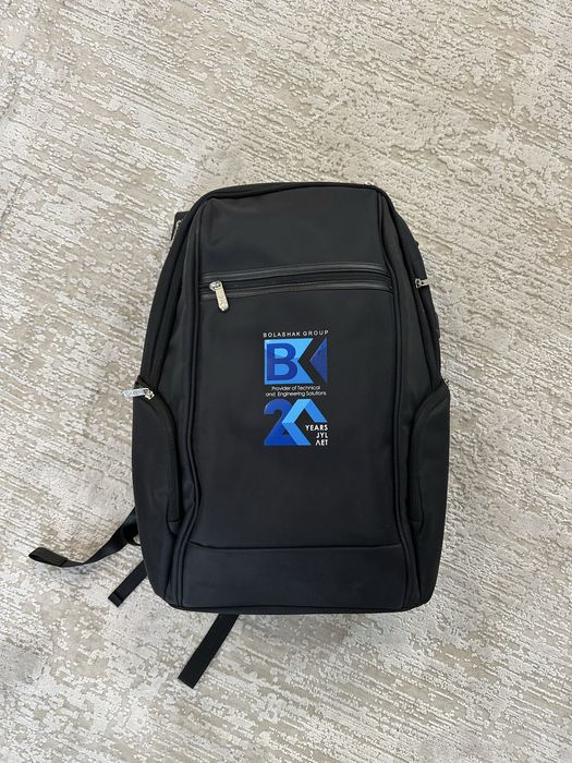 Рюкзак новый. Всместительный и удобный.