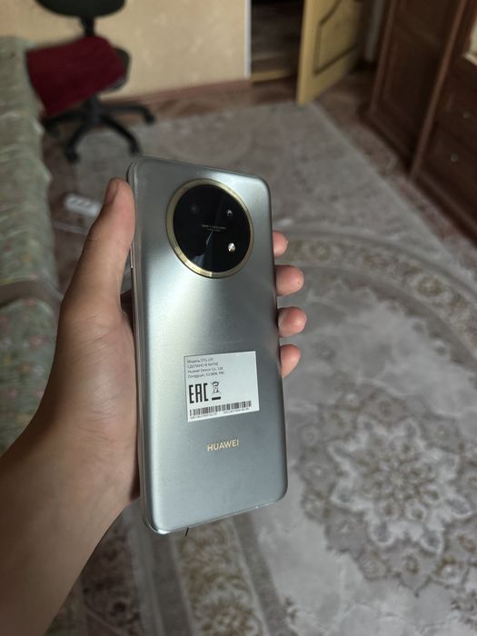 Huawei nova Y90