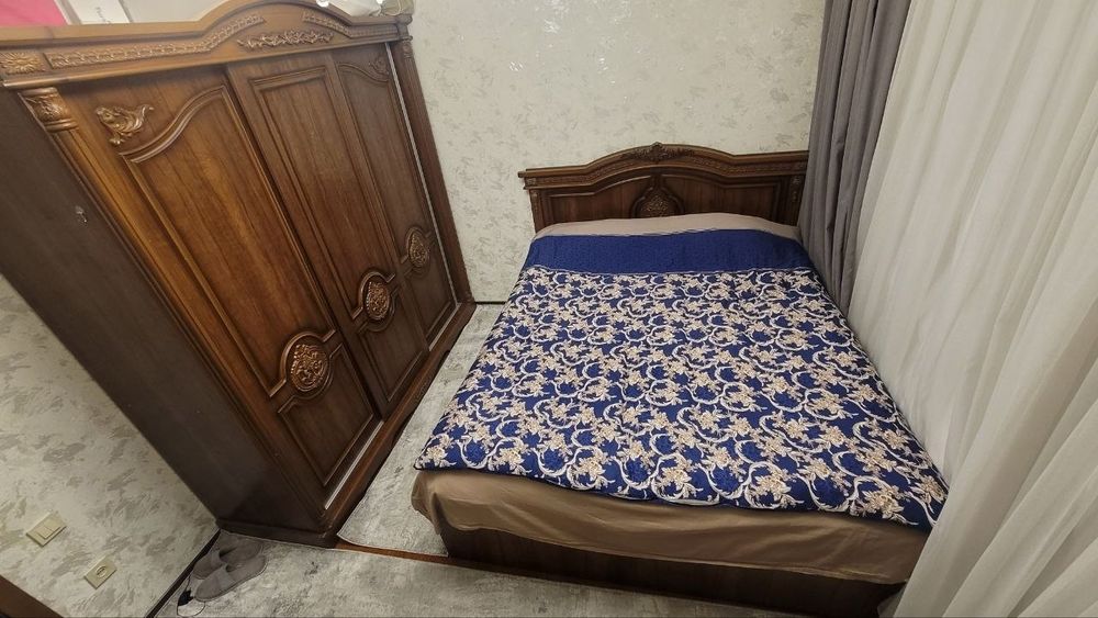 Spalni mebel yaxshi holatda