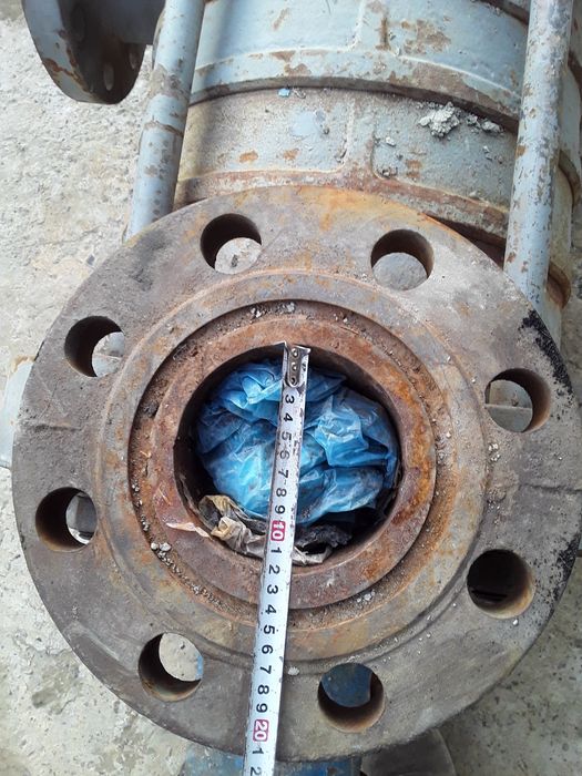 Вакумни насос сотилади