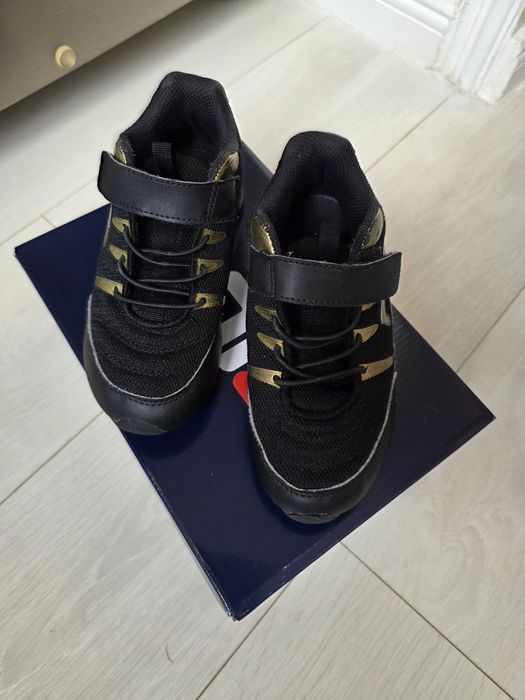 Adidasi FILA baieti