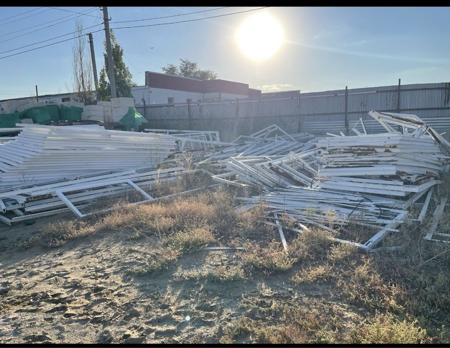 Продается пластиковые перегородки