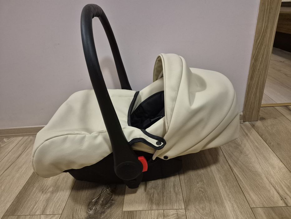 Бебешка количка 3 в 1