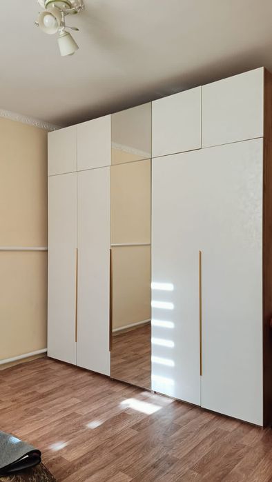 Шкаф сатылады бағасы келісіммен