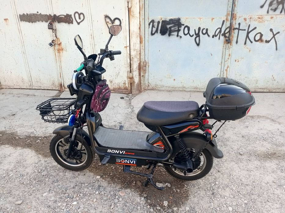 Электро скутер bonvi