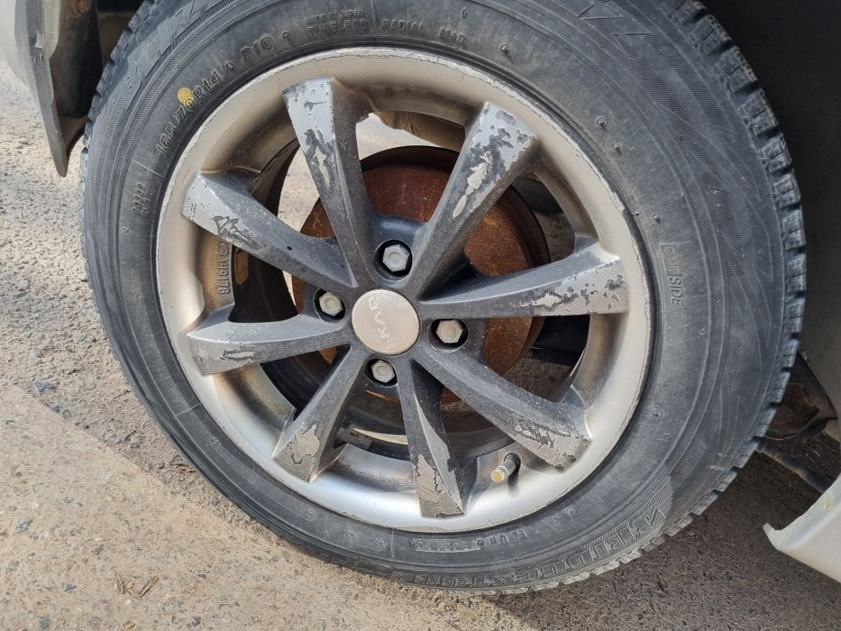 Продам резину с дисками