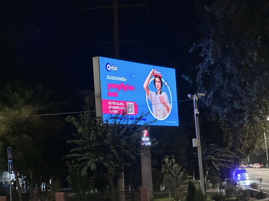 Tashqi ekranlarda peklama xizmati