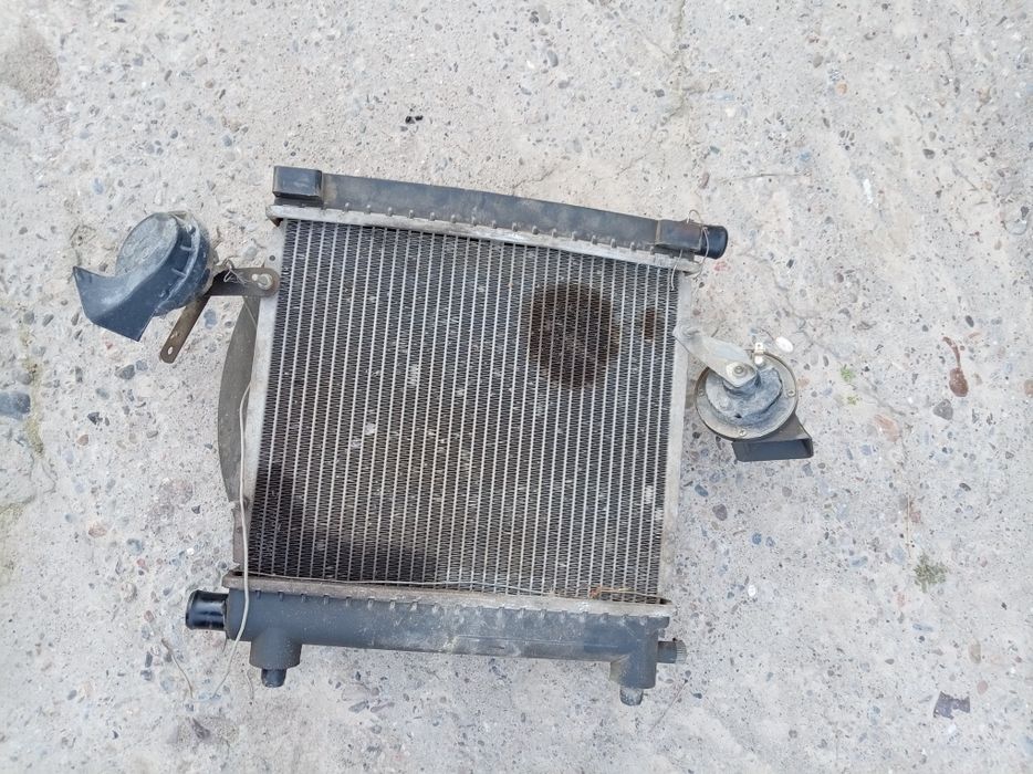 Запчасти на мерседес радиатор