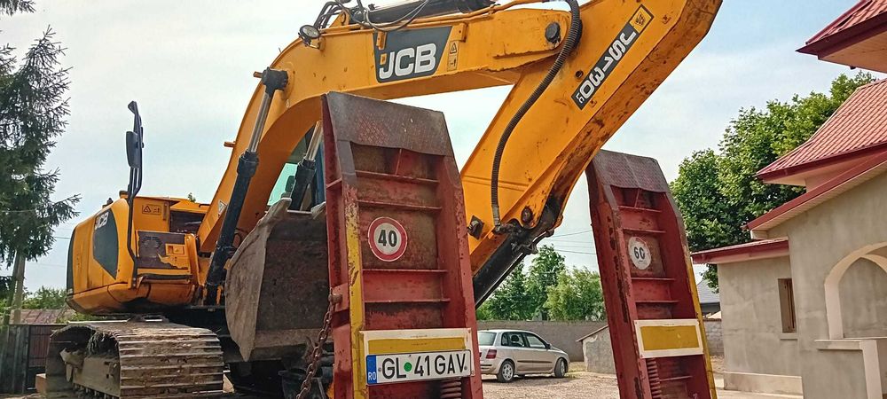 Excavator senile JCB JS130