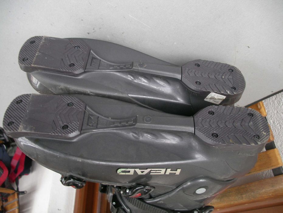 Ски обувки номер 48