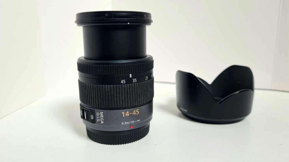 Panasonic Lumix 14-45 f/3.5-5.6