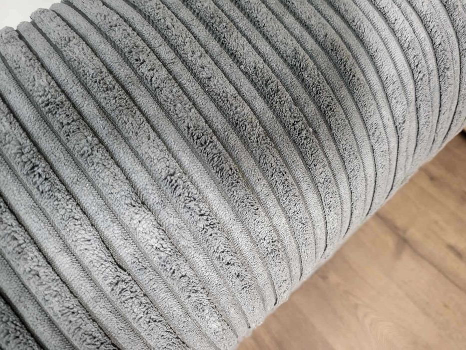 Сив диван от плат с функция сън