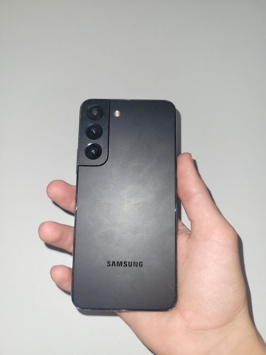 Vând Samsung galaxi s22