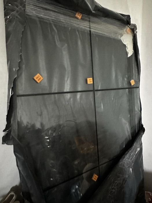 Параван за баня от закалено стъкло