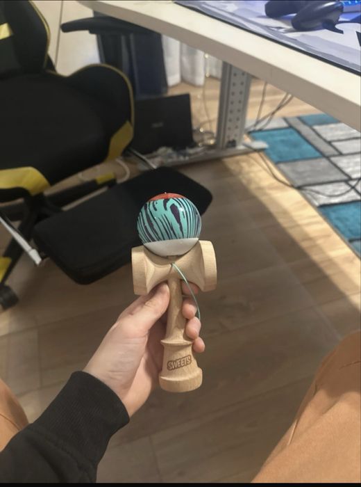 Kendama sweets boost laser tag