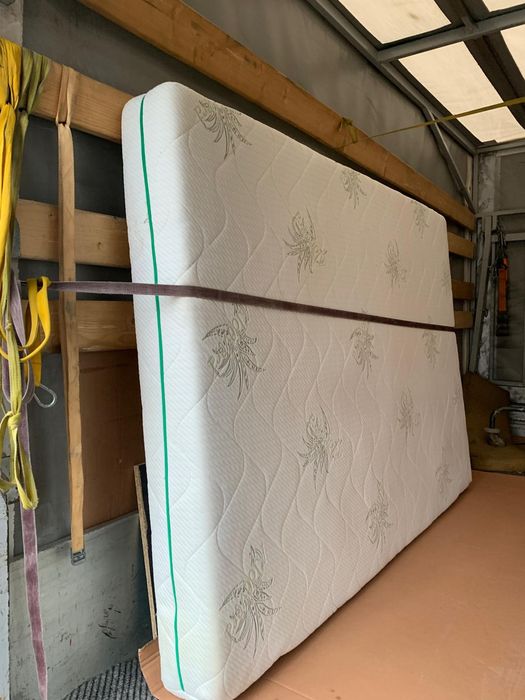 Saltea burete spuma 140 x 200 cm ieftina