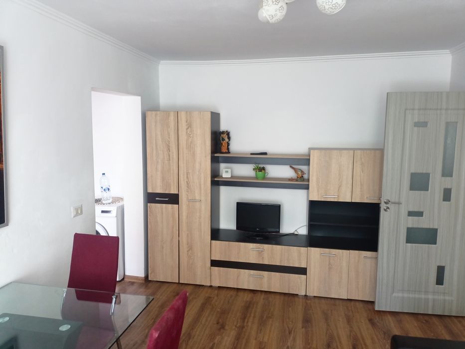 Vând apartament cu 2 camere