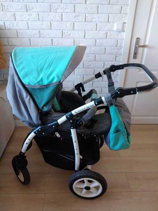 Бебешка количка 2 в 1 с зимен и летен кош