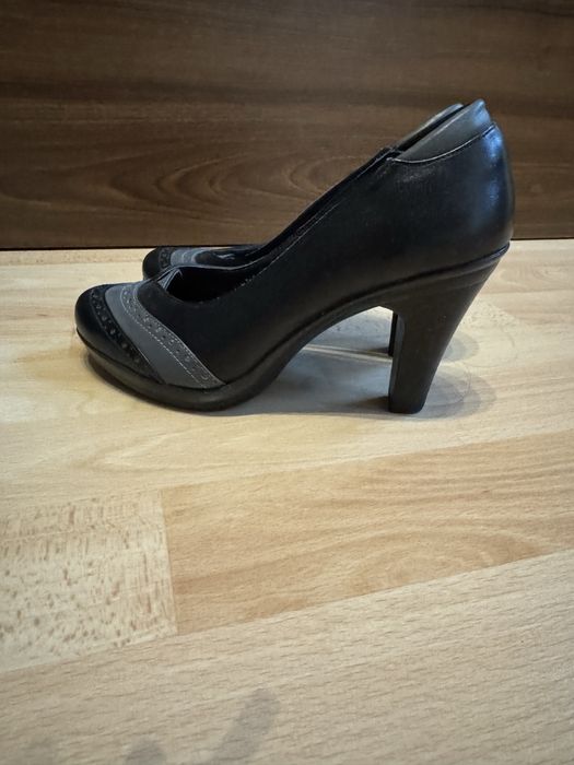 Нови дамски обувки 36 номер естествена кожа